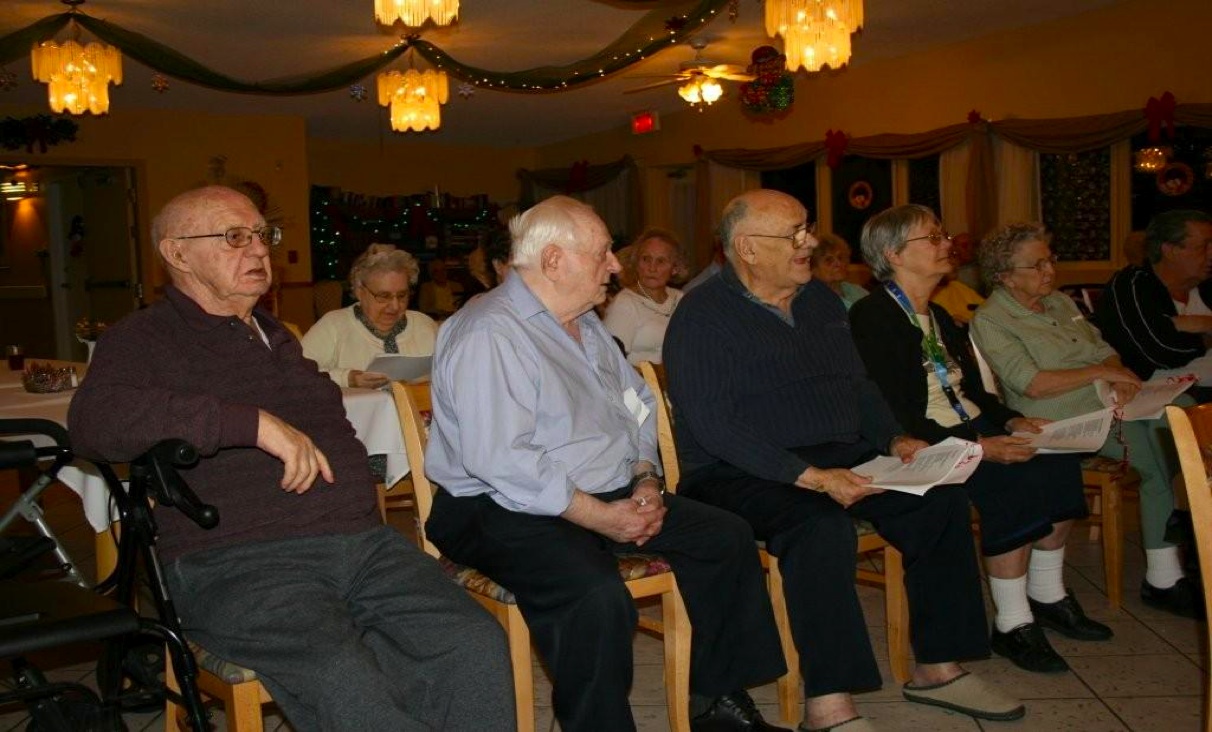 Folka Voca - Camilla Gardens 2008 photo 11:
  					the Gentlemen Up Front and Centre.