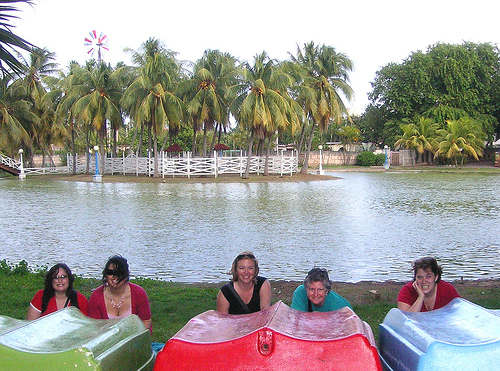 Cuba 2007 - CubaLee photo 12: Varadero Park - Boats.