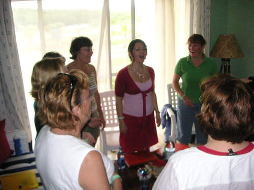 Cuba 2007 - CubaLee photo 31: Varadero - Singing 08.