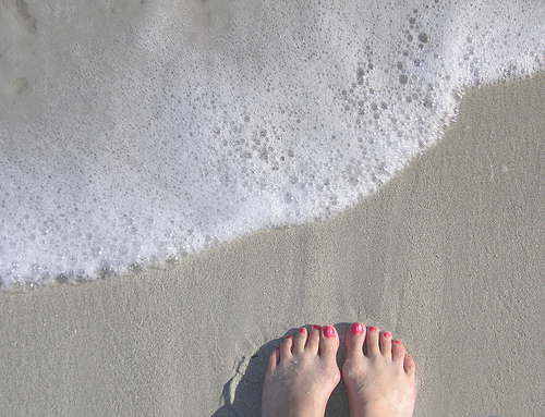 Cuba 2007 - CubaLee photo 39: Varadero Beach - Feet.