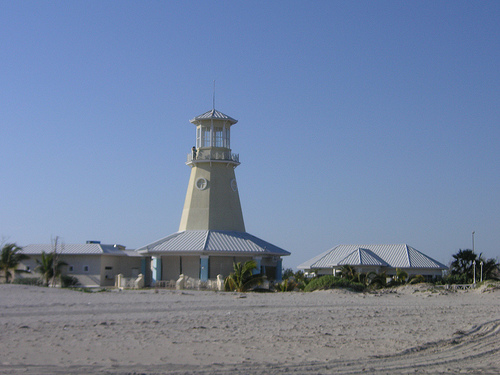 Cuba 2007 - CubaLee photo 55: Varadero Resort Lighthouse 1.