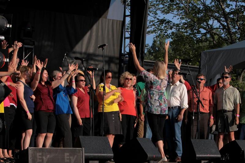 Ottawa Folk Festival 2010 main stage - Choir Photo 5